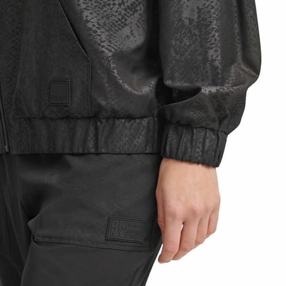 NWT DKNY Sport Ladies’ Embossed Lightweight Jacket - Picture 4 of 5